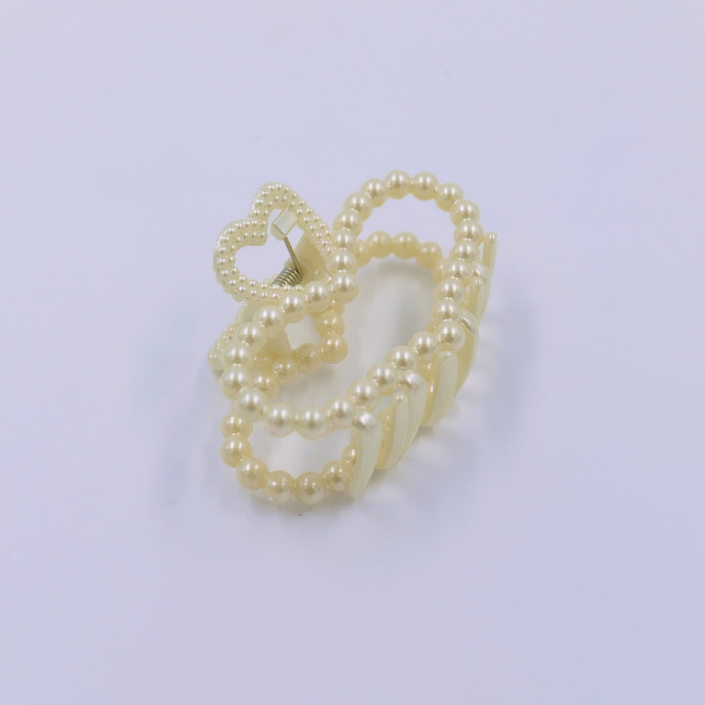 Pearl Heart Claw Clip