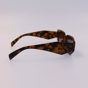 Mid Square Sunglasses in Tort